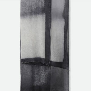 CHARCOAL SCARF IN HAND DYED CASHMERE